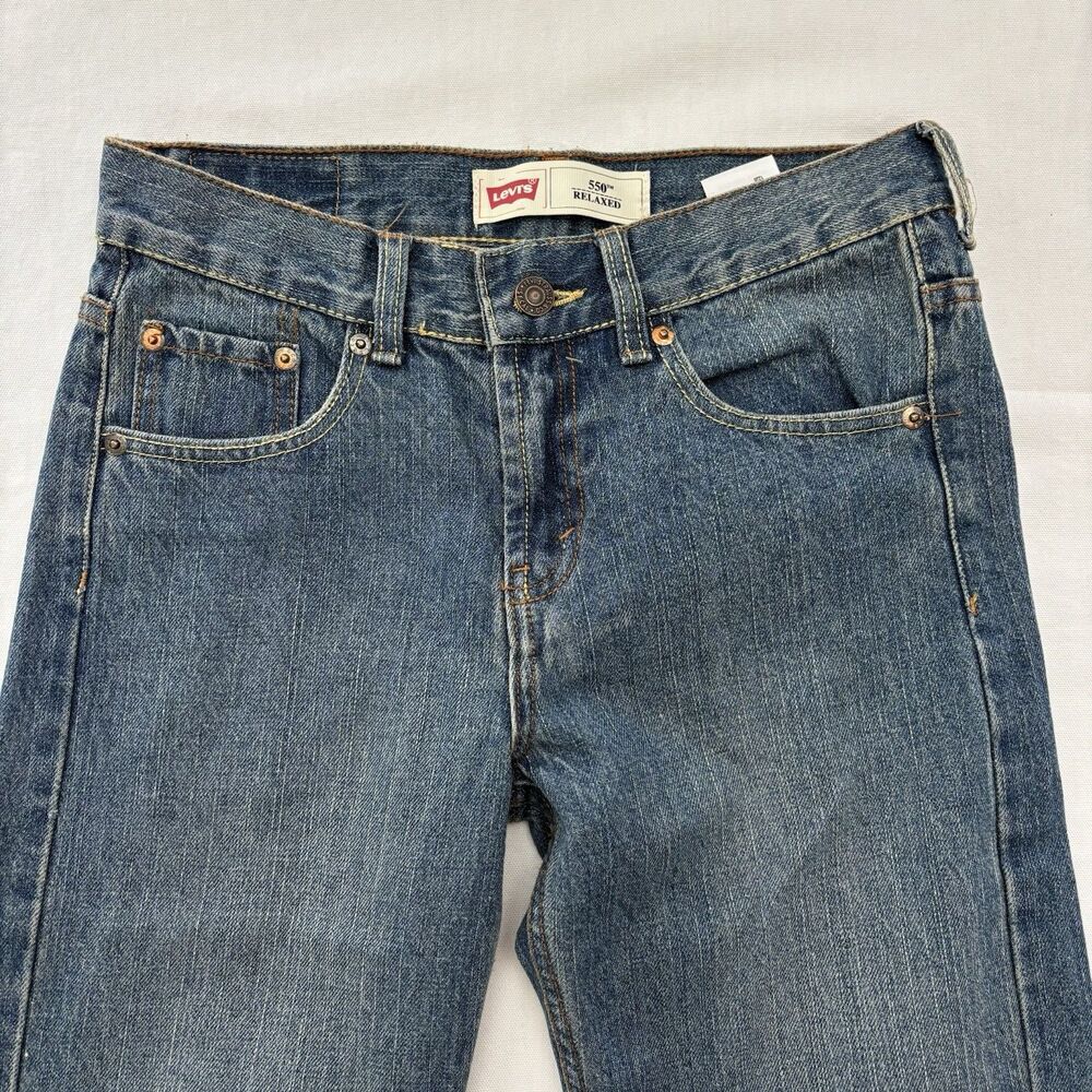 Levi's 550 Relaxed Fit Jeans Boys Size 12 Reg W26 x L26 Blue Denim - Picture 3 of 9
